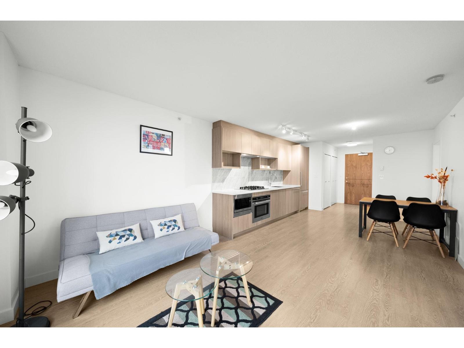 3209 13696 100 Avenue, Surrey