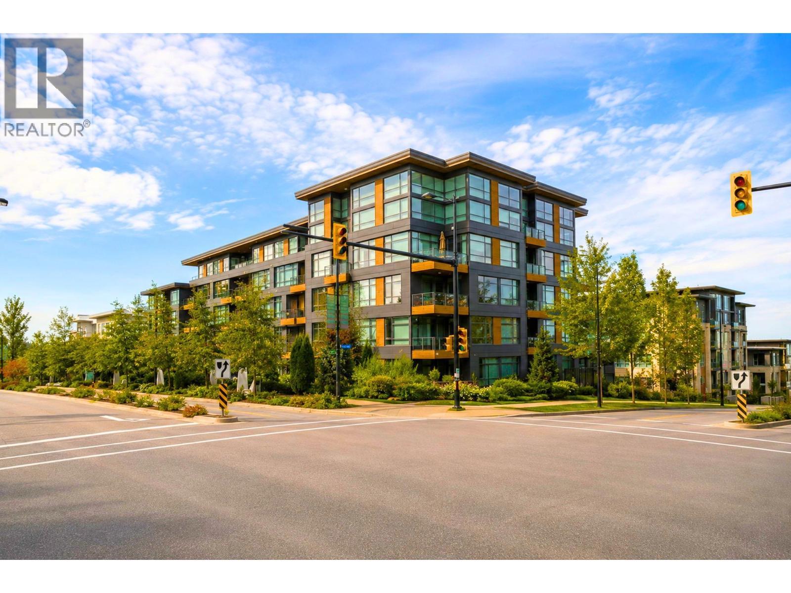 316 9150 University High Street, Burnaby
