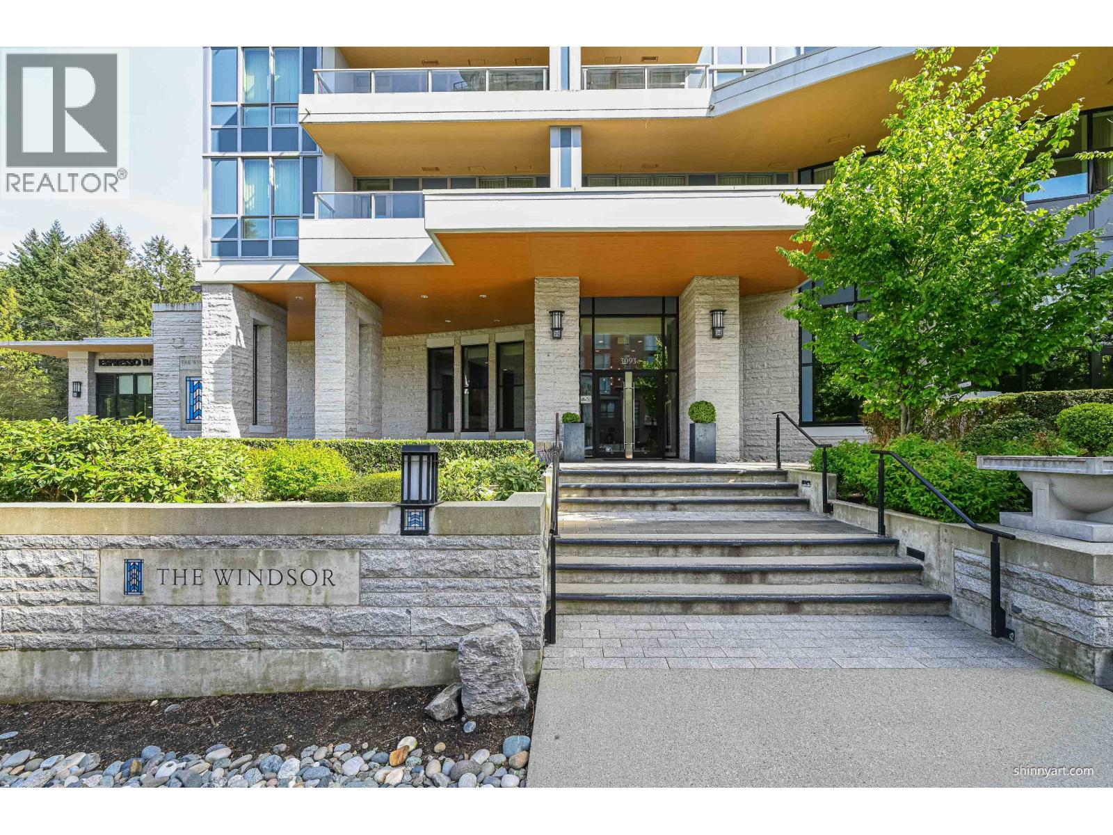 703 3093 Windsor Gate, Coquitlam