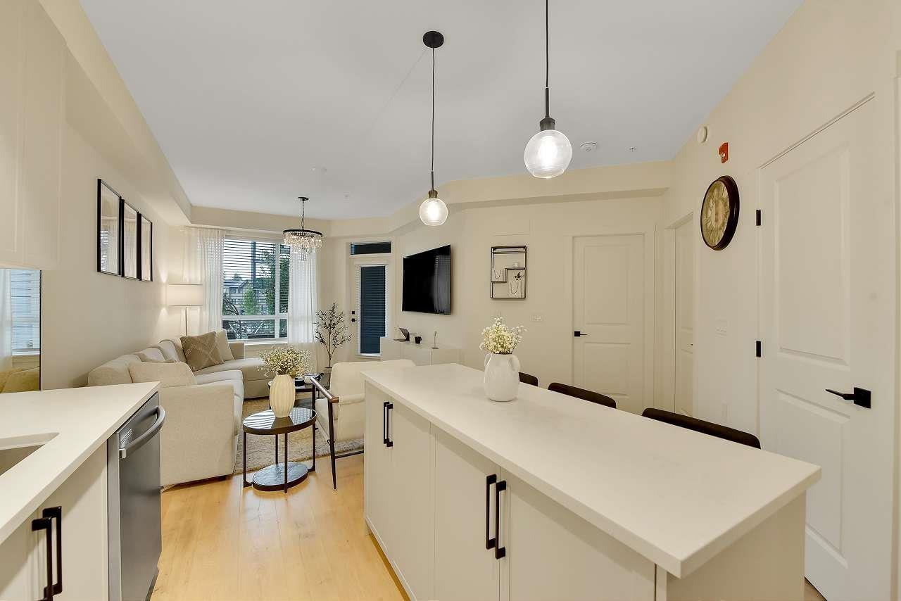 202 7506 199A Street, Langley