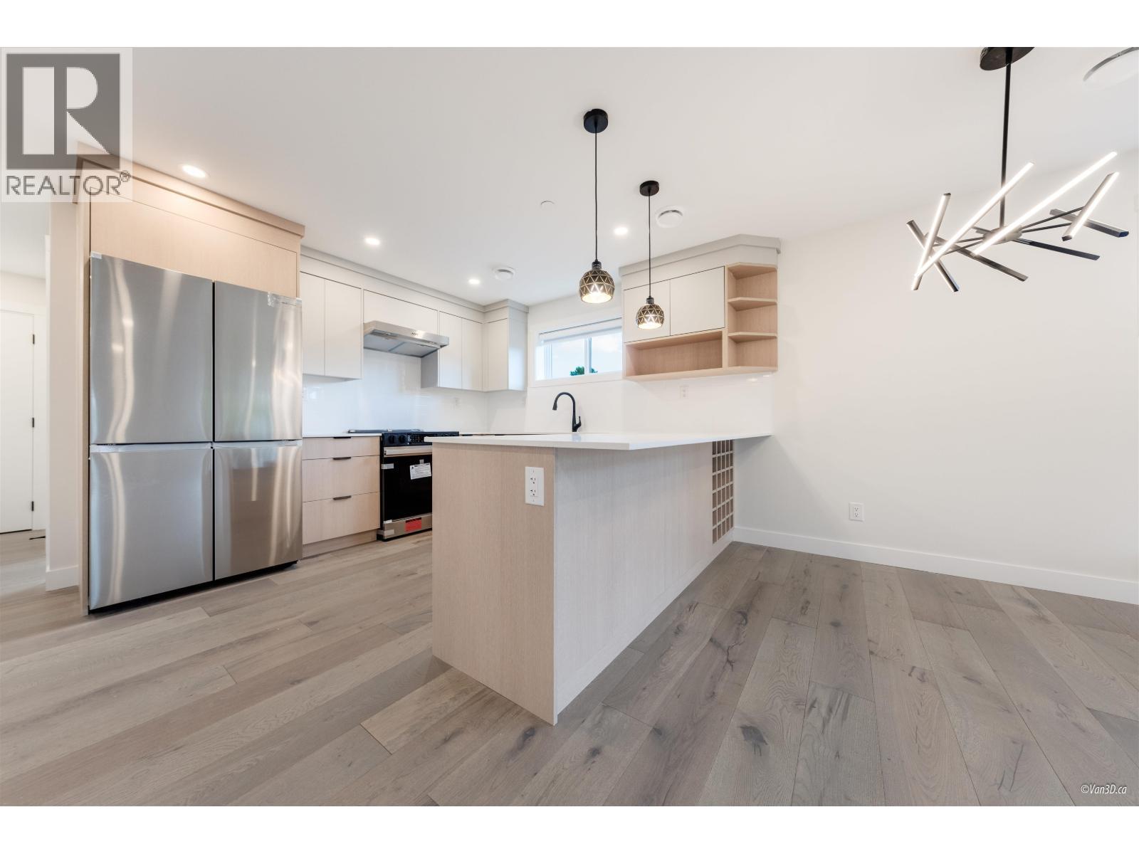 202 5092 Slocan Street, Vancouver