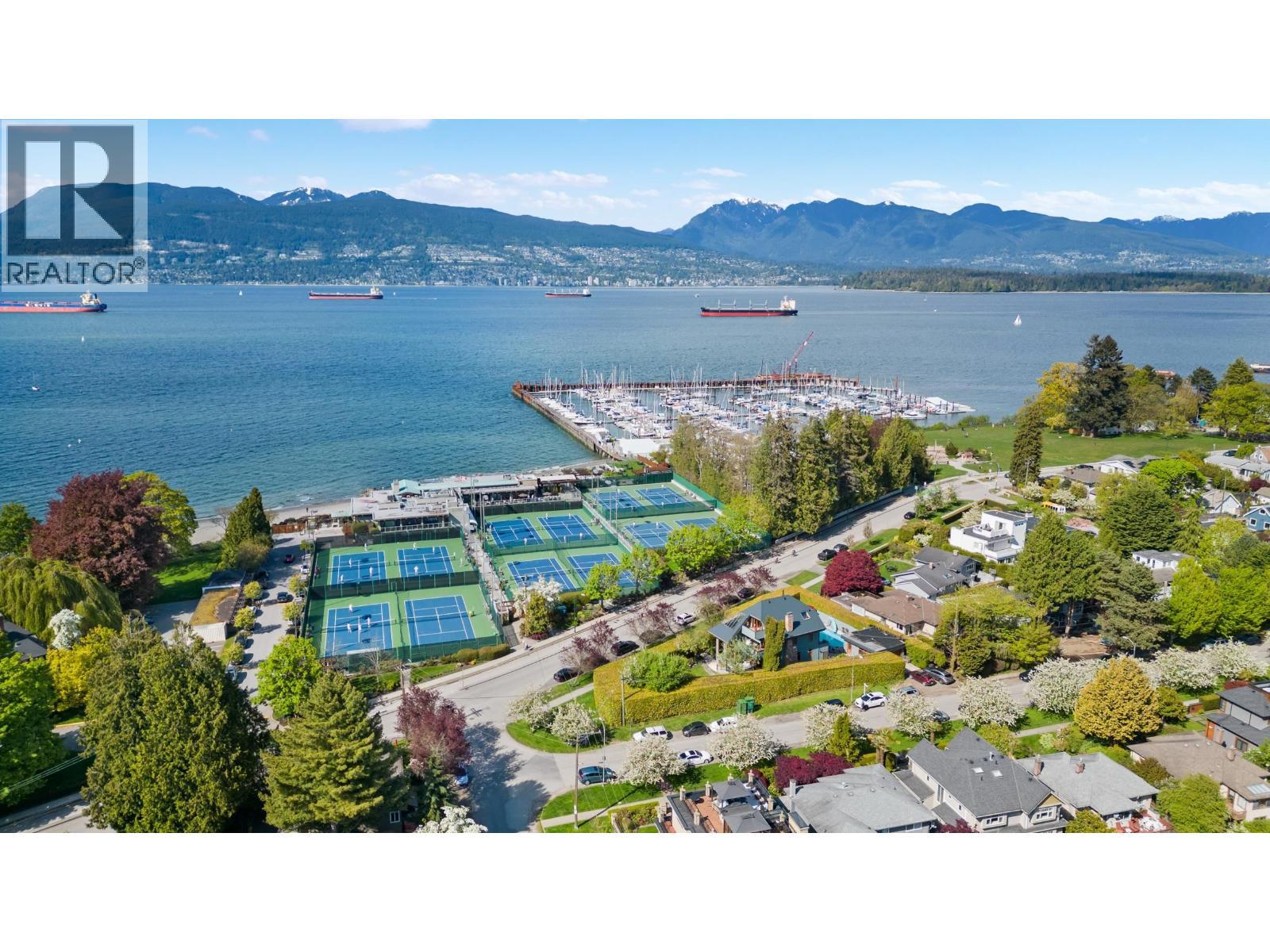 3850 Point Grey Road, Vancouver