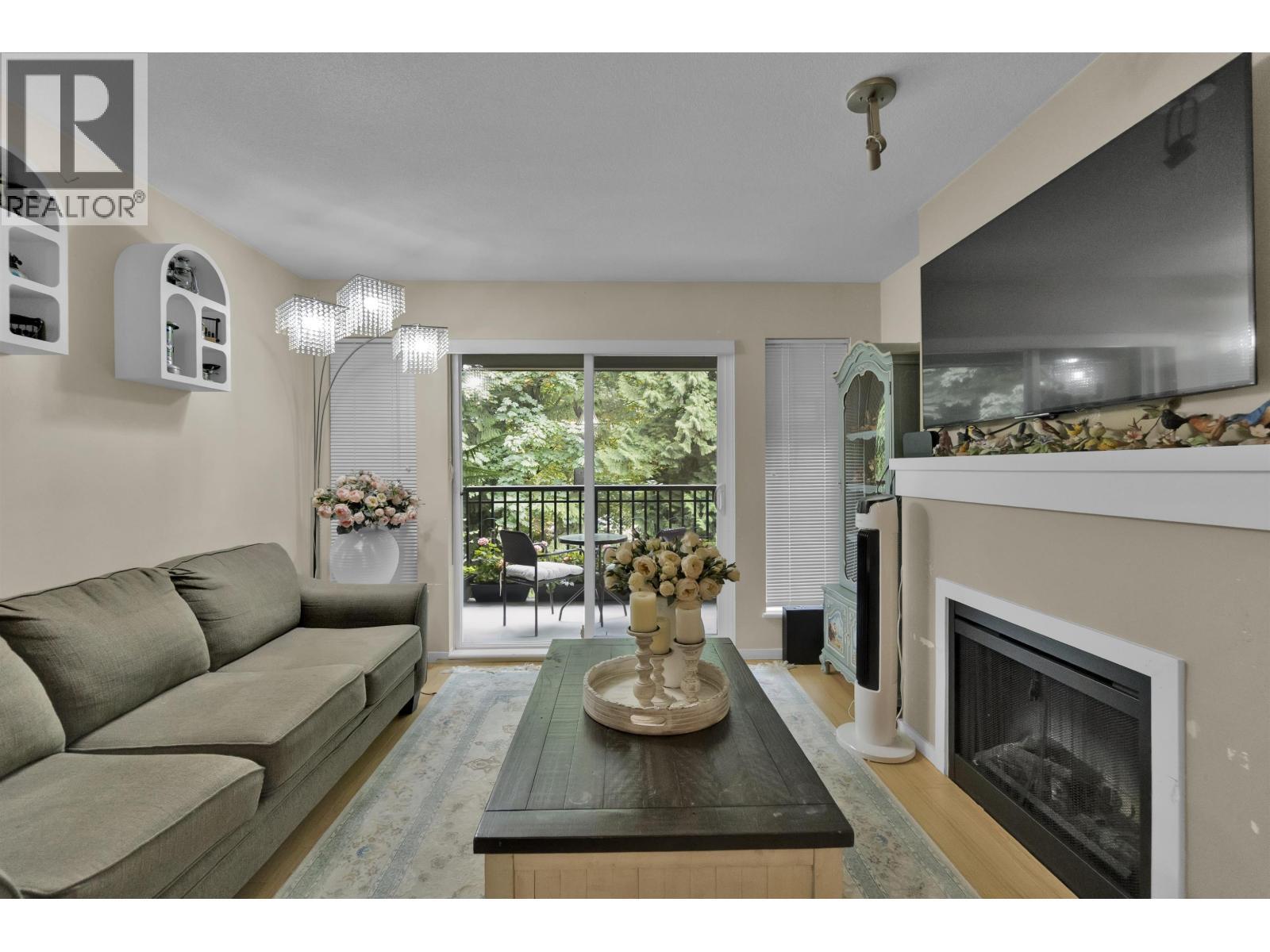 306 9283 Government Street, Burnaby