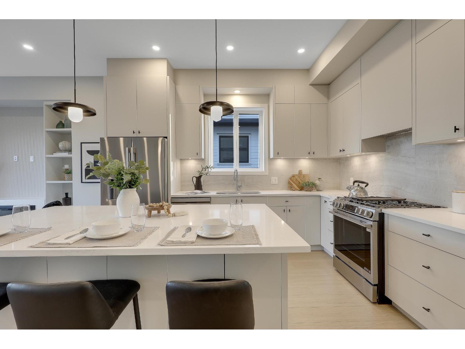 7768 196 Street, Langley