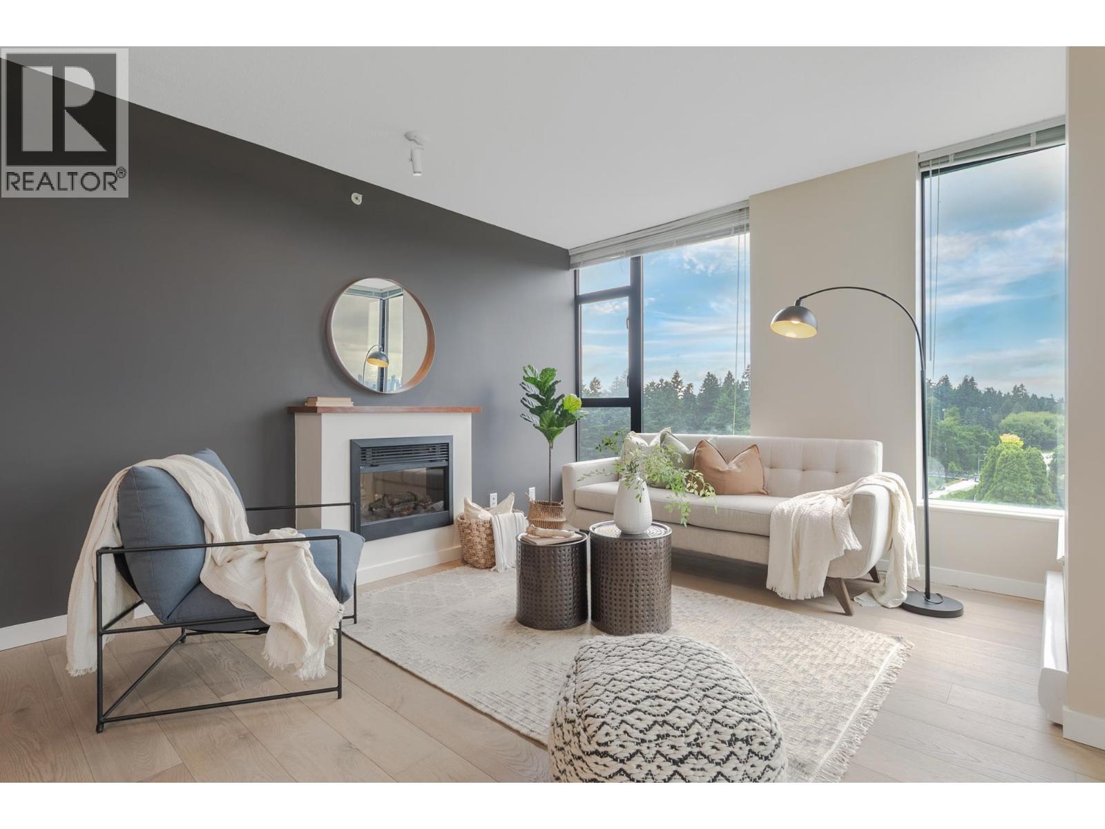 2203 15 E Royal Avenue, New Westminster