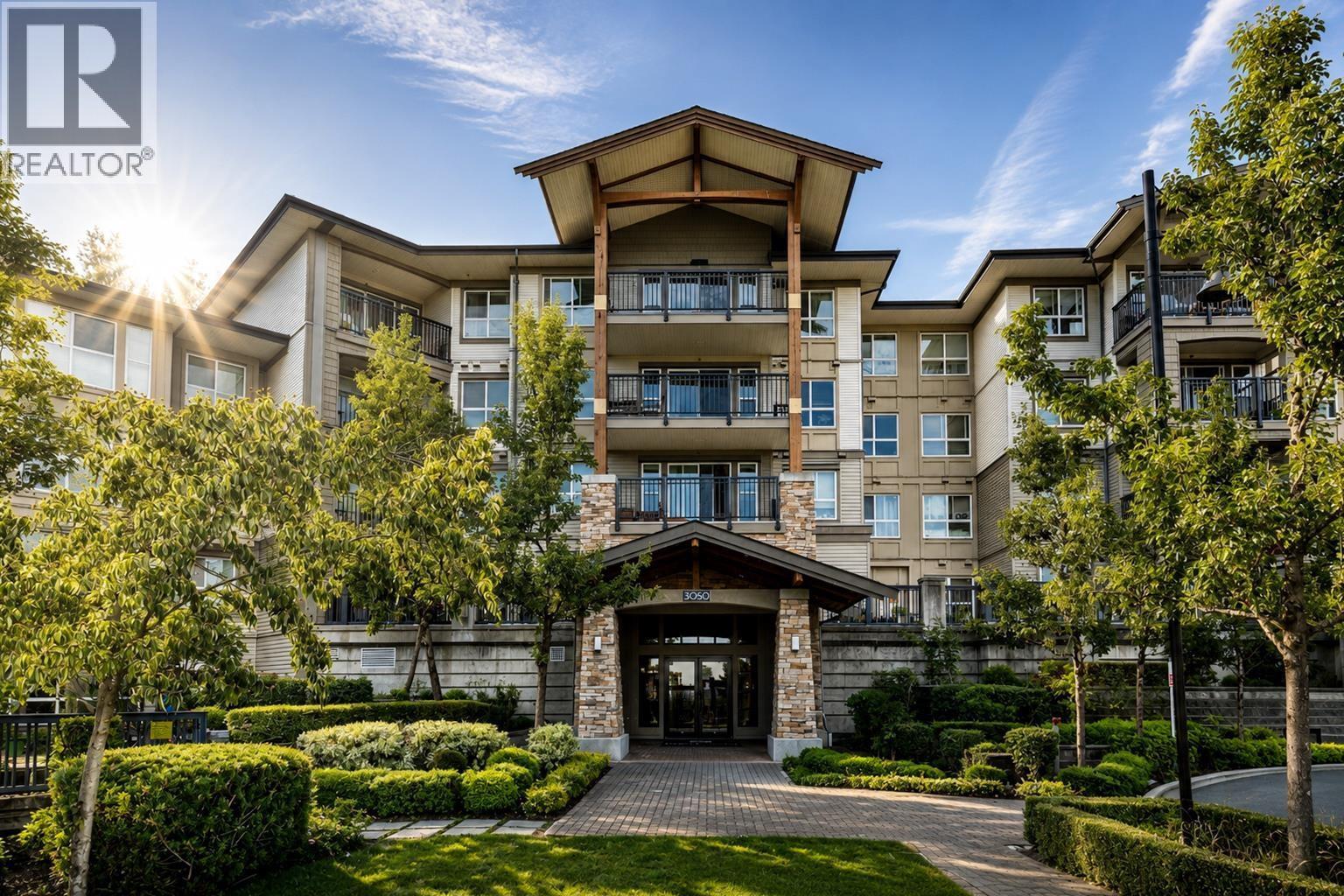 306 3050 Dayanee Springs Boulevard, Coquitlam