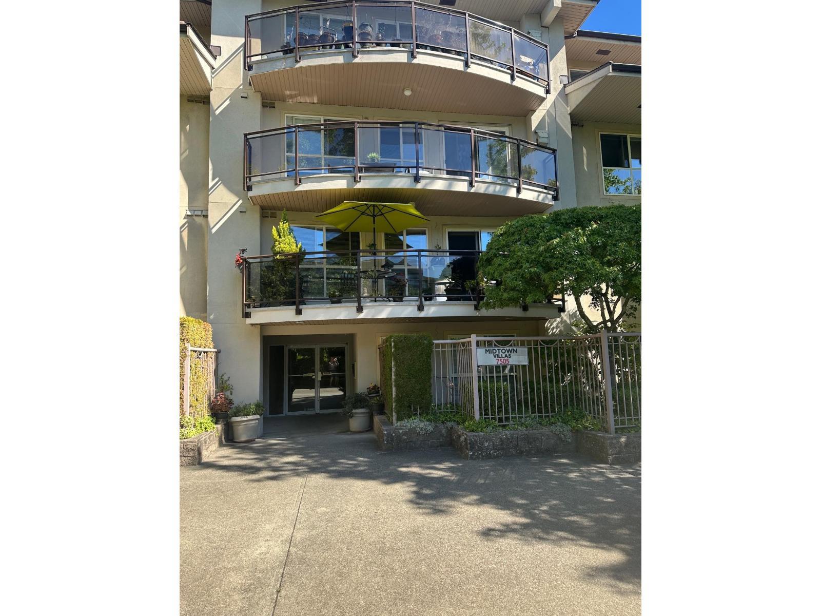 212 7505 138 Street, Surrey