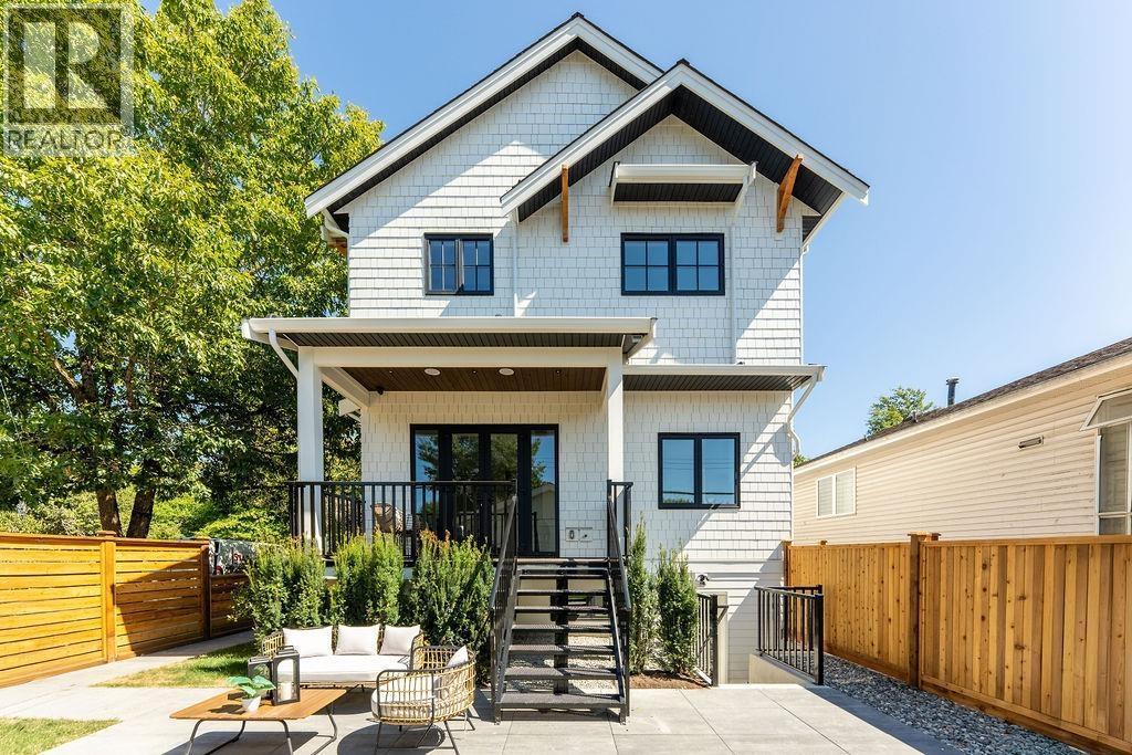 2598 E 16TH Avenue, Vancouver