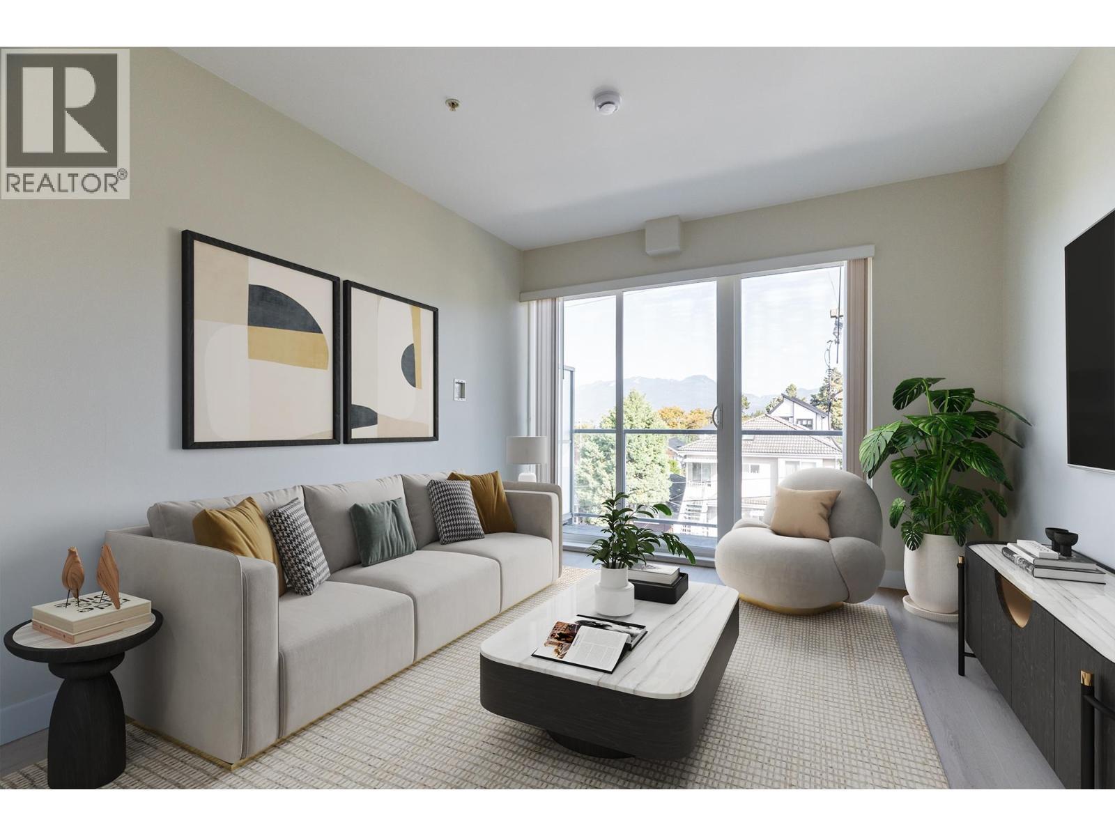 PH9 388 Kootenay Street, Vancouver
