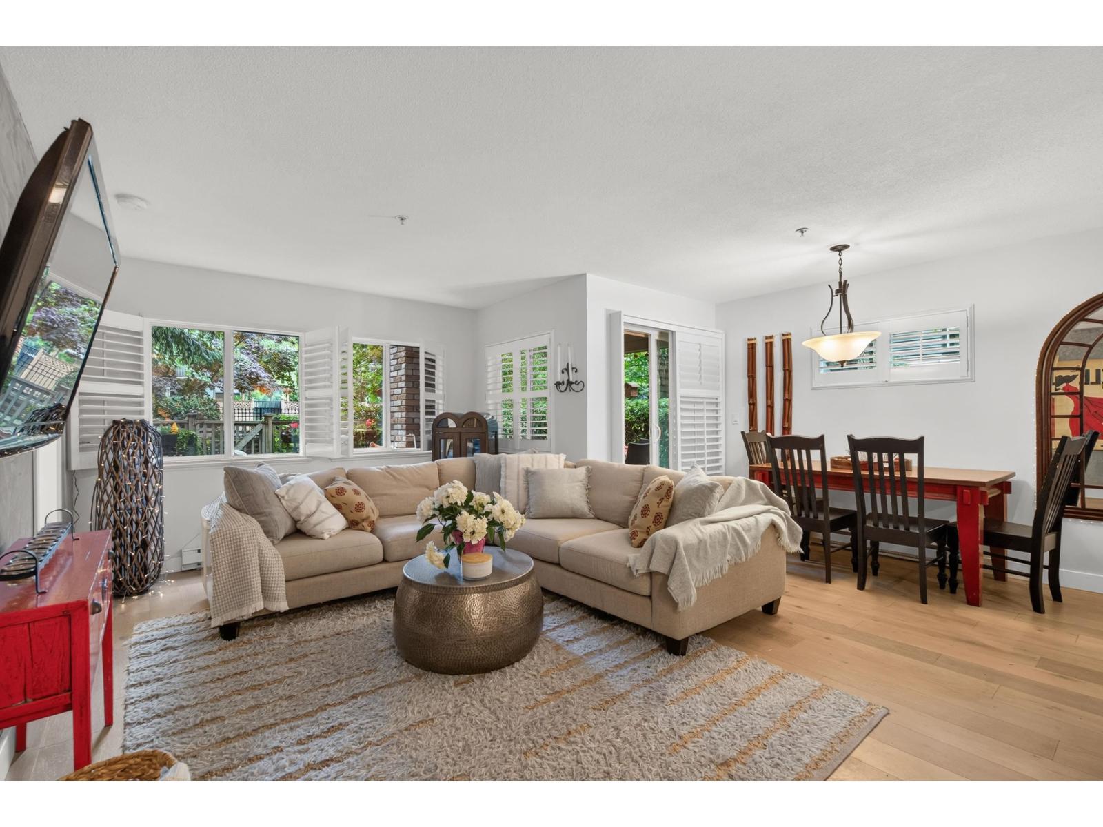 209 8717 160 Street, Surrey