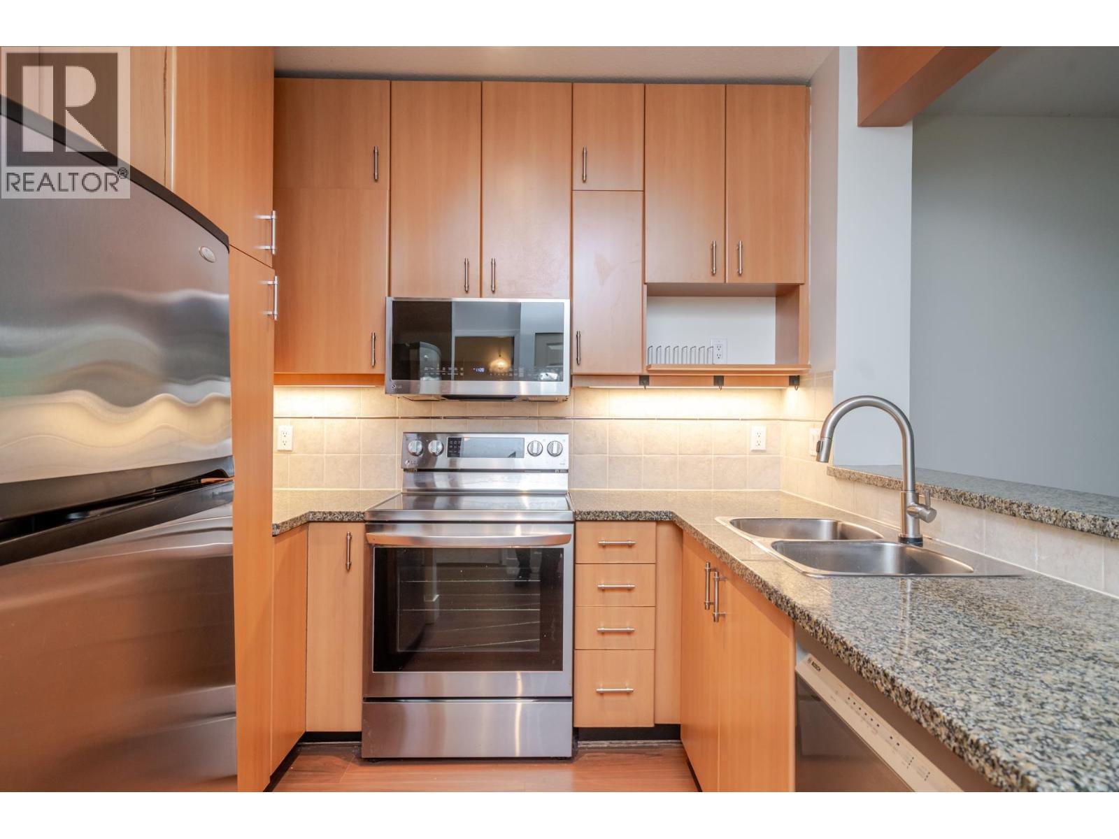 204 580 Raven Woods Drive, North Vancouver