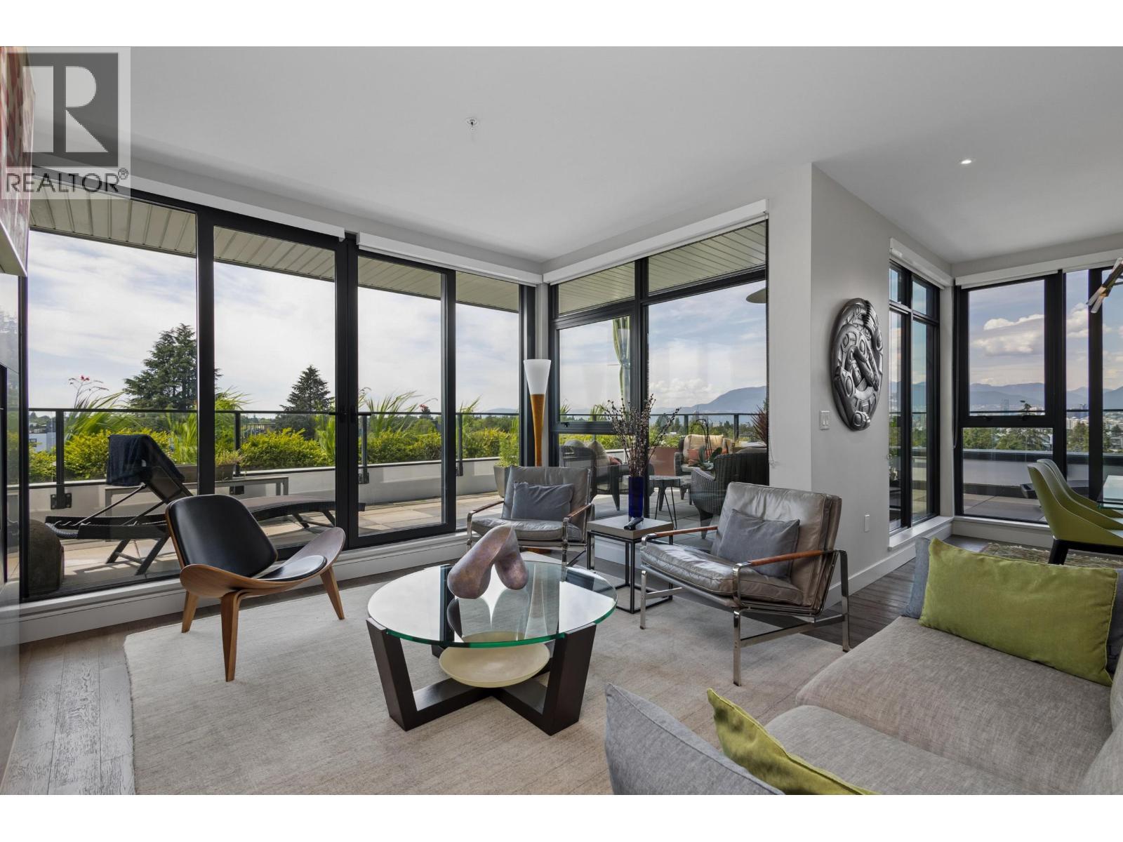 601 4427 Cambie Street, Vancouver