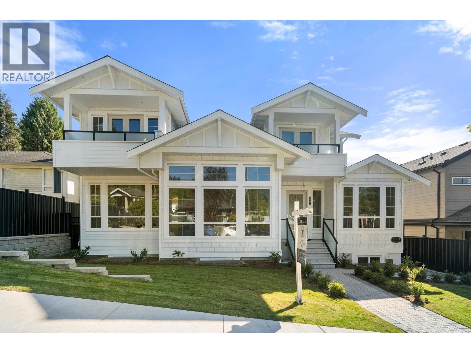 361 E 22ND Street, North Vancouver