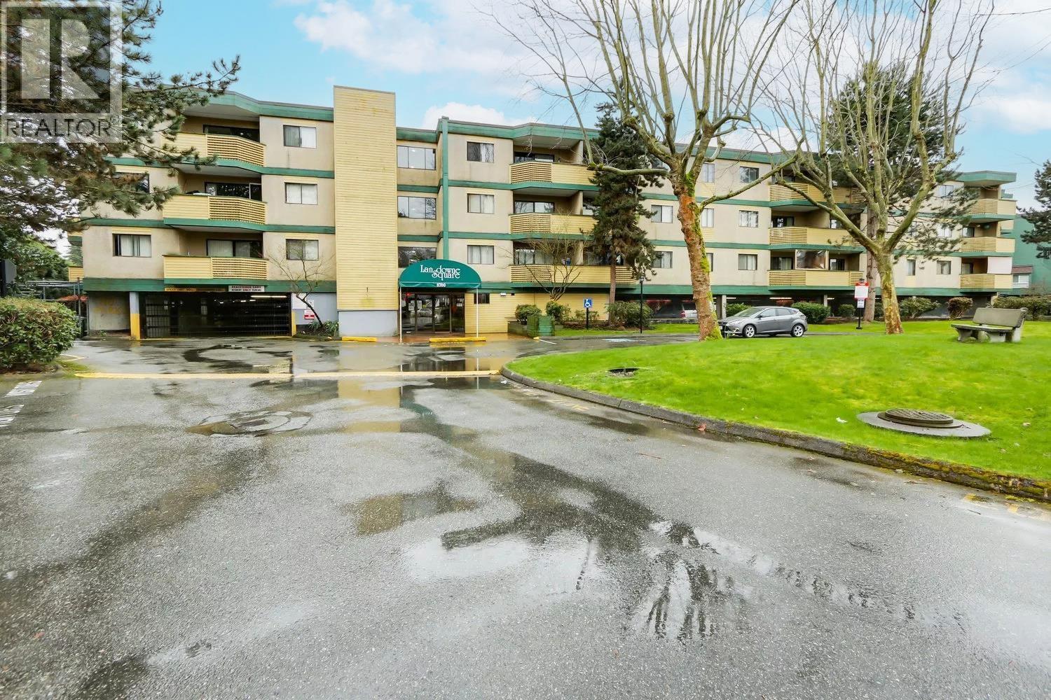 227 8700 Ackroyd Road, Richmond