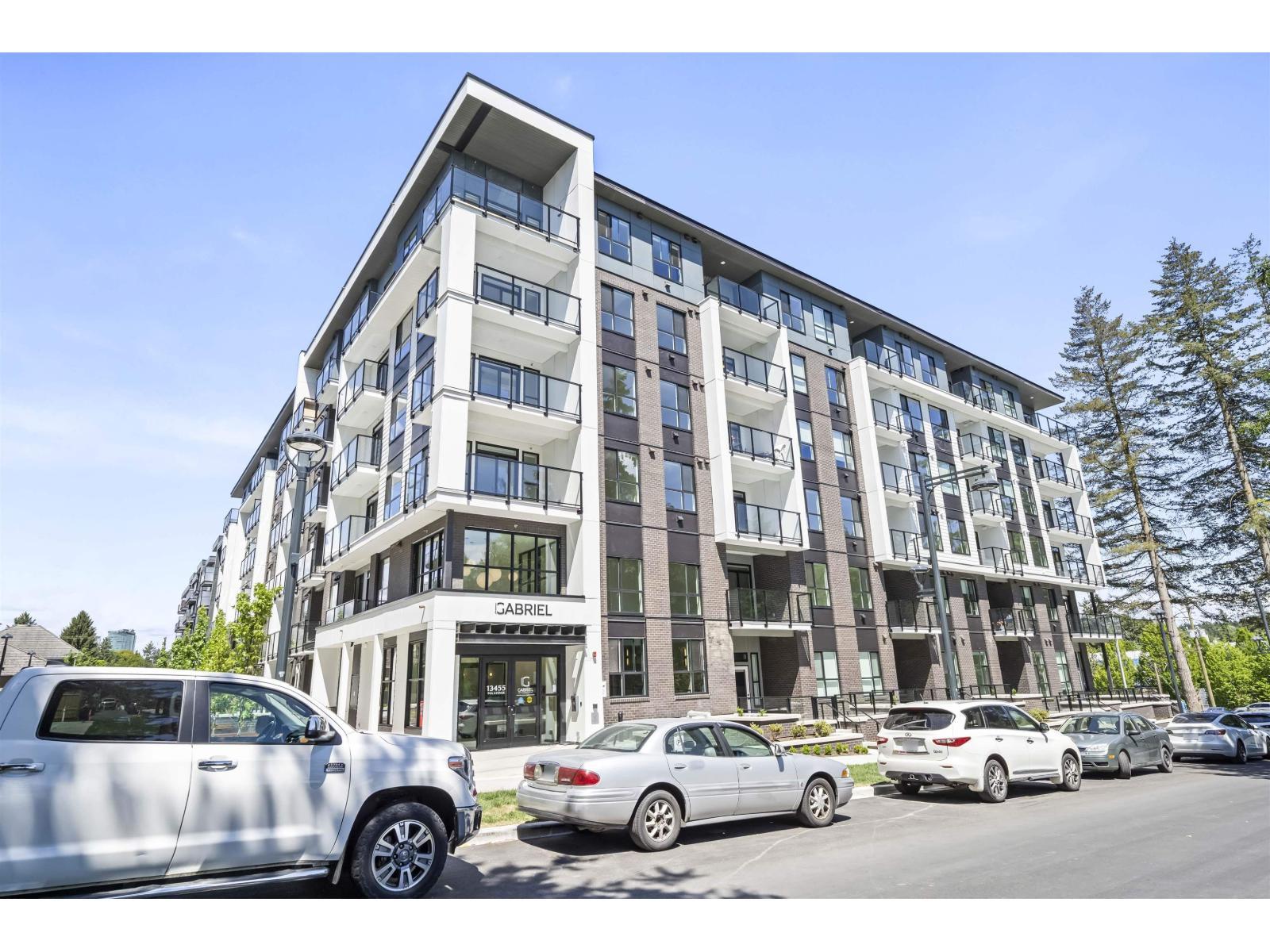 221 13455 94A Avenue, Surrey
