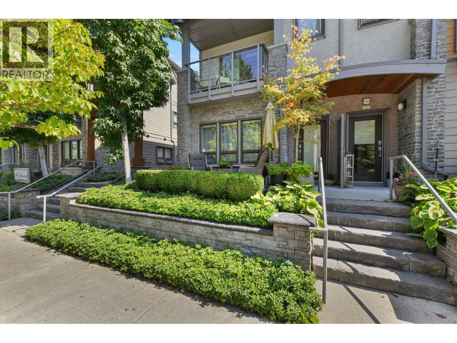 207 1738 55A Street, Delta