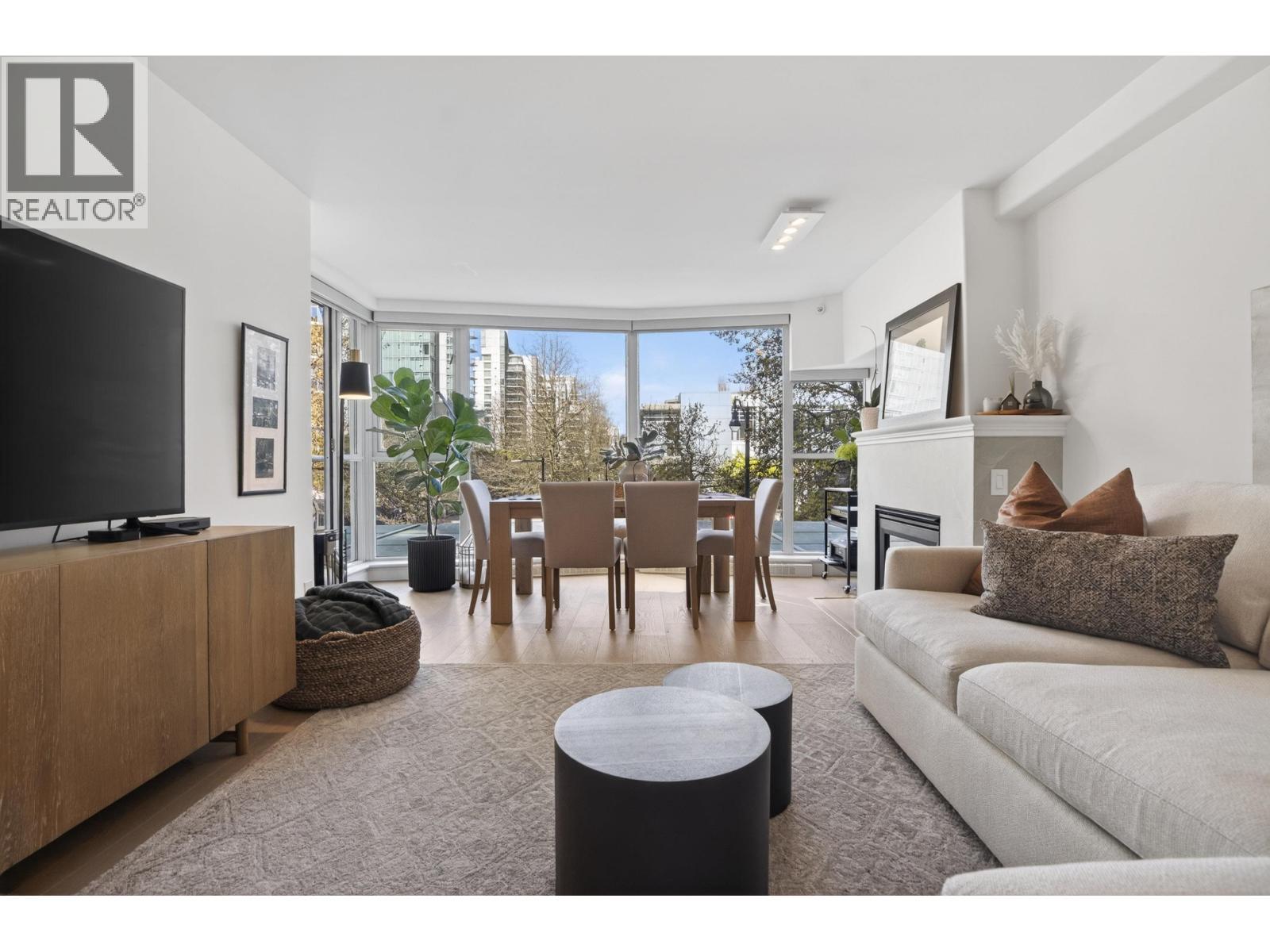305 560 Cardero Street, Vancouver