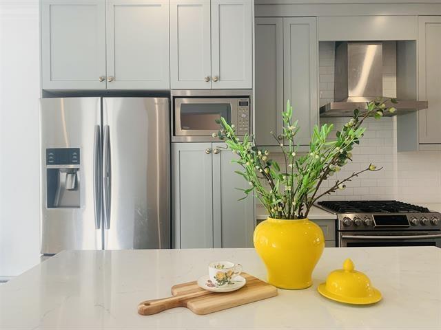 2 16361 23A Avenue, Surrey