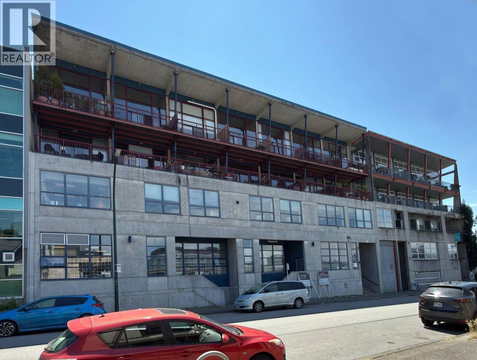 208 128 W 6TH Avenue, Vancouver