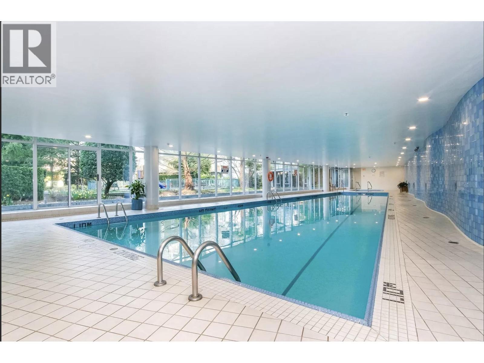 2P 1033 Marinaside Crescent, Vancouver