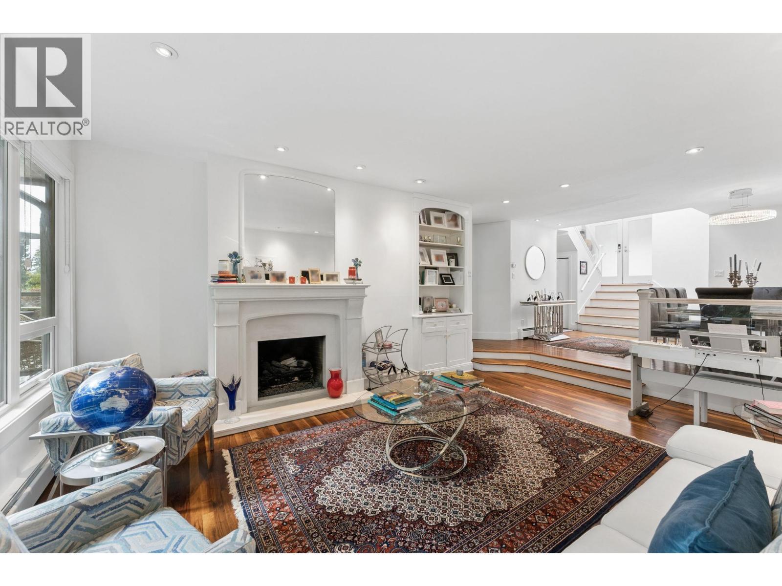 4812 Headland Close, West Vancouver