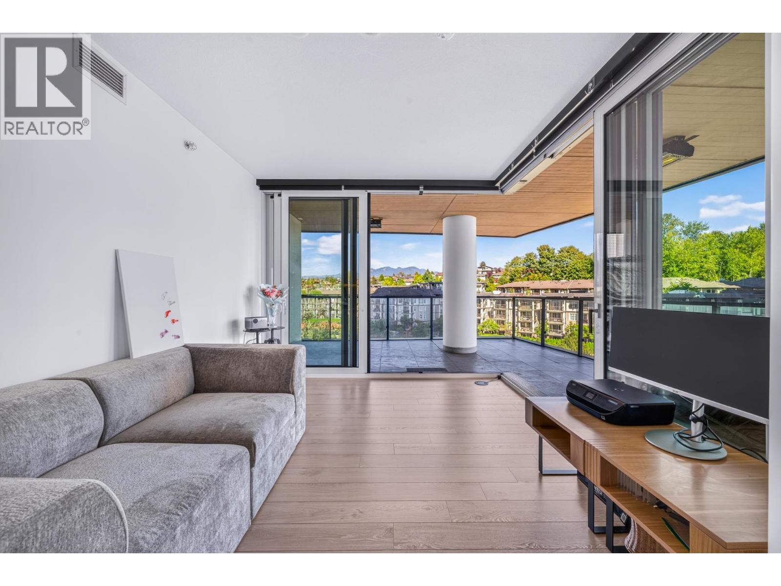 604 4880 Lougheed Highway, Burnaby