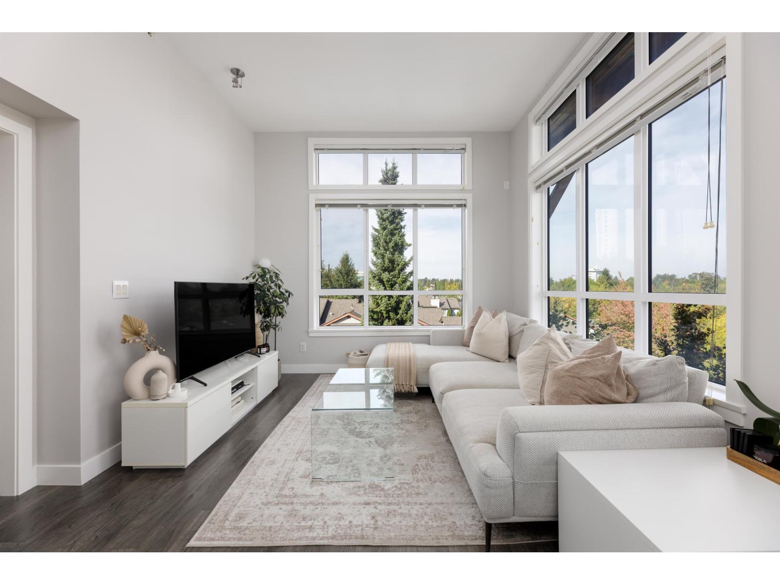 407 10477 154 Street, Surrey