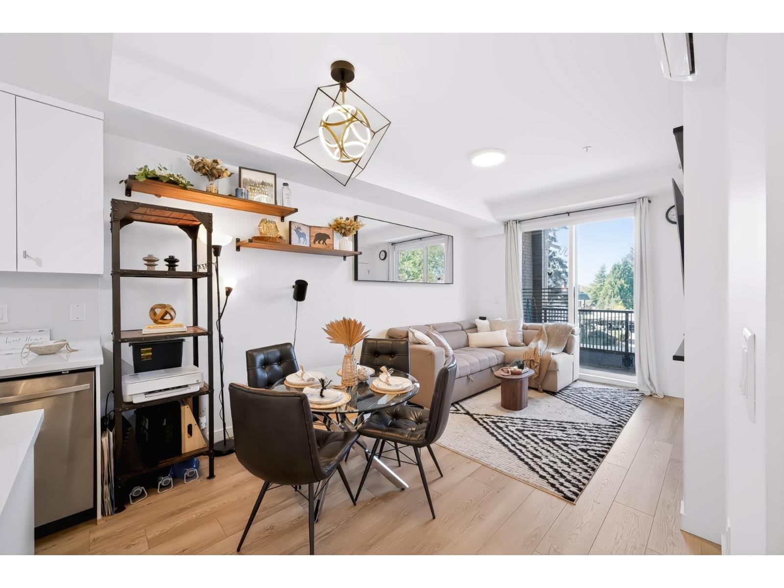 303 5420 208 Street, Langley