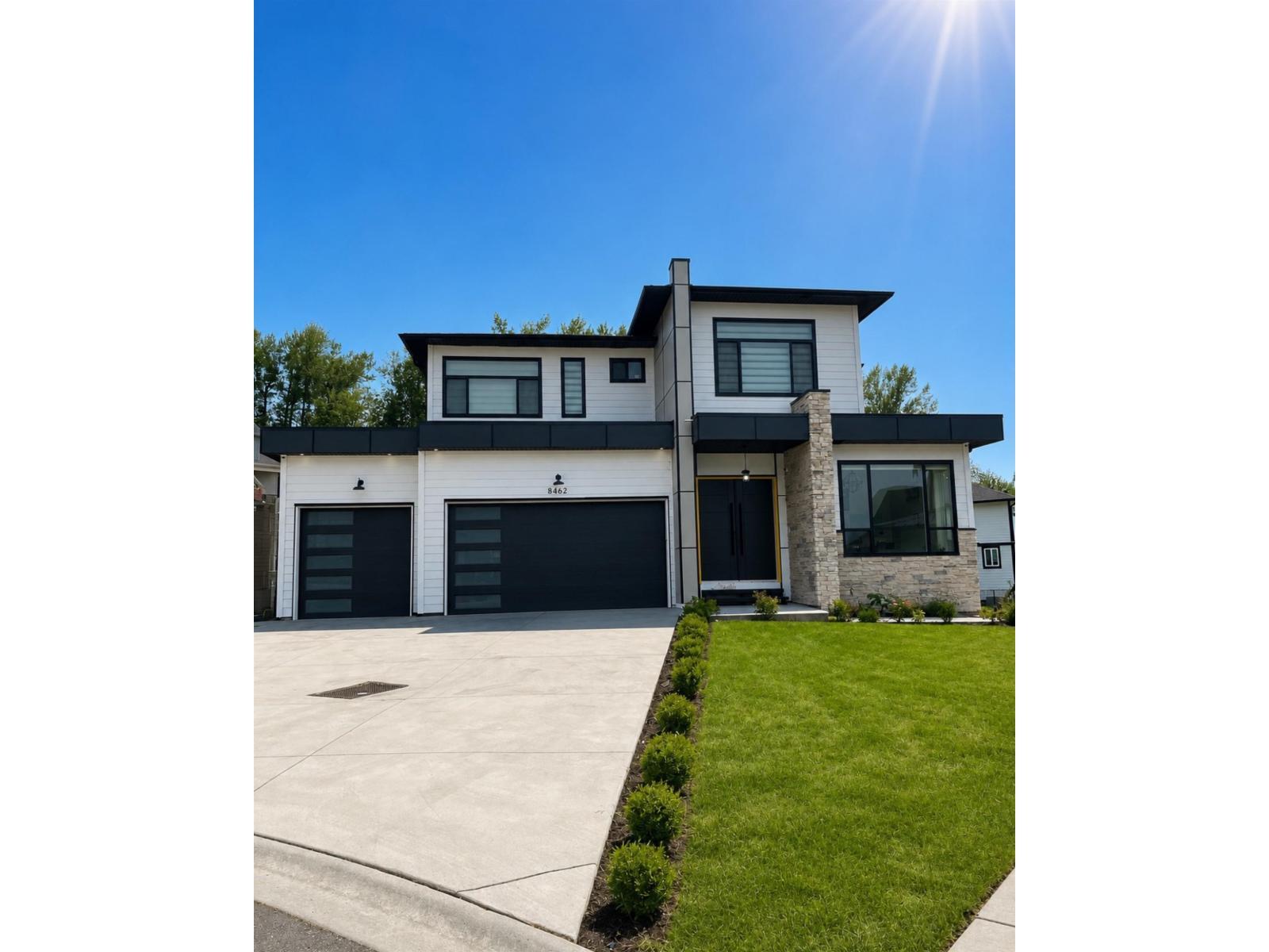 8462 Lily Place, Chilliwack