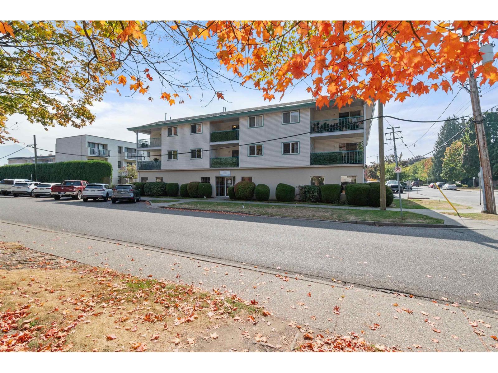 302 9006 Edward Street, Chilliwack