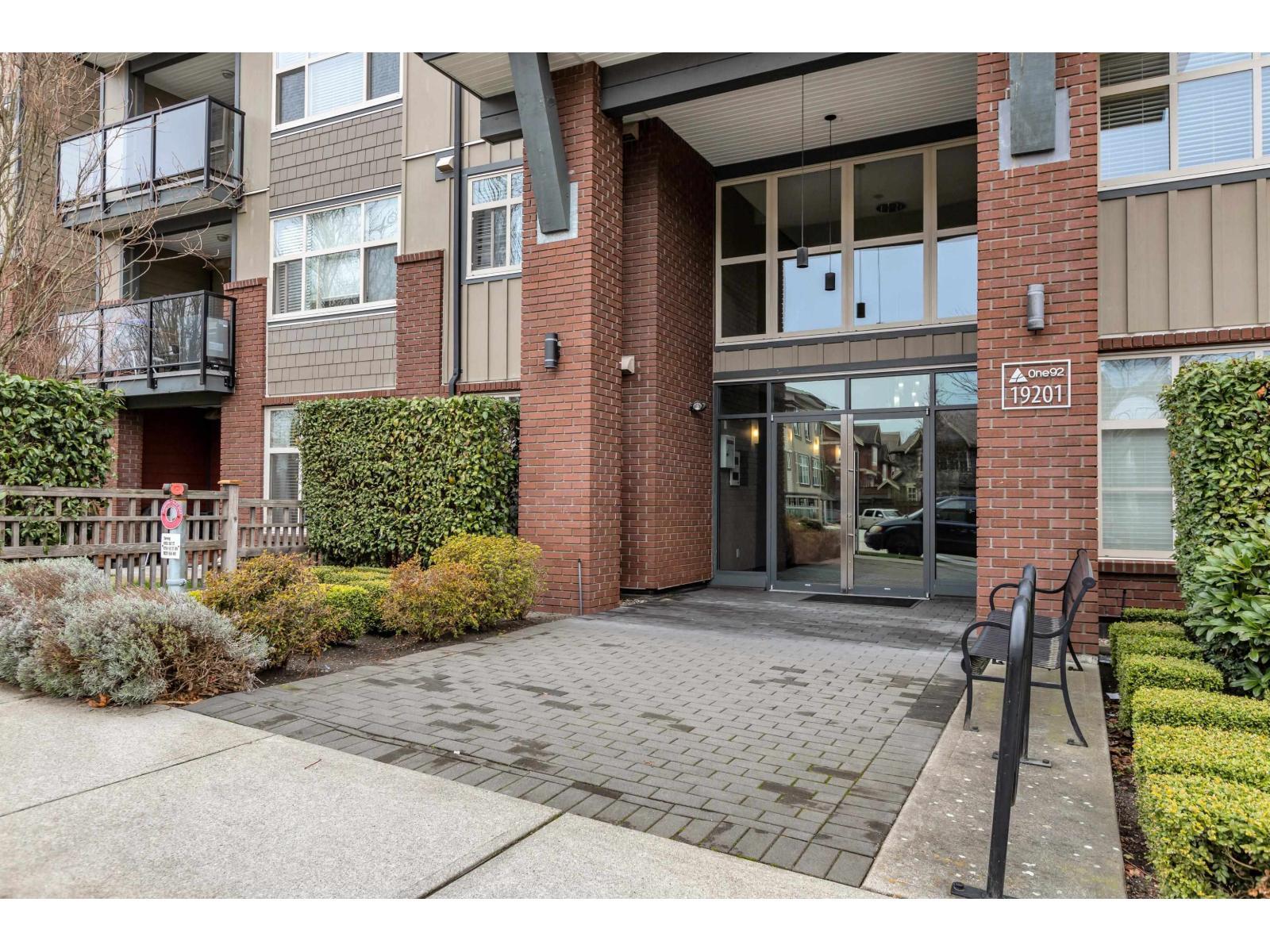 107 19201 66A Avenue, Surrey