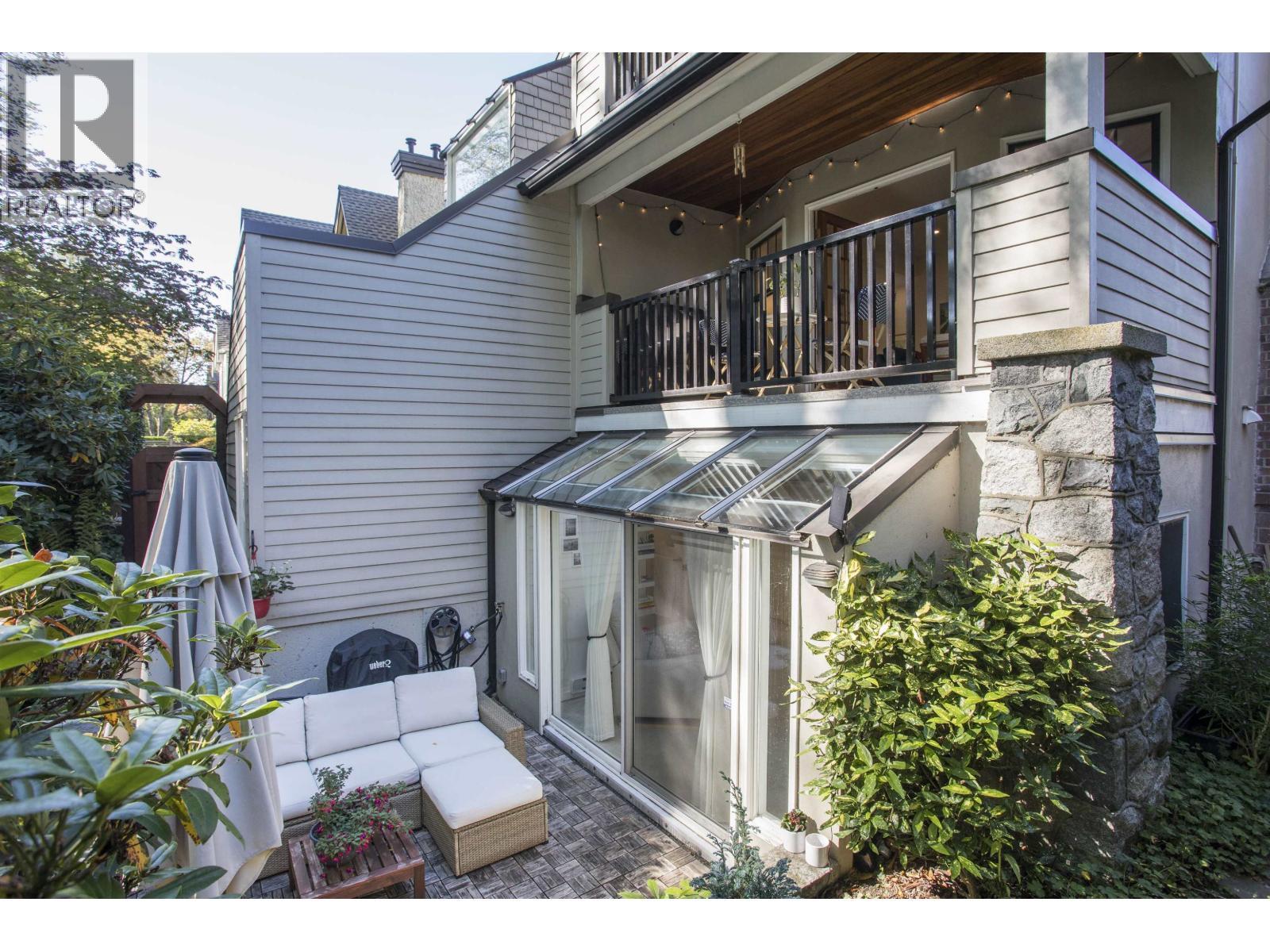 1975 W 13TH Avenue, Vancouver