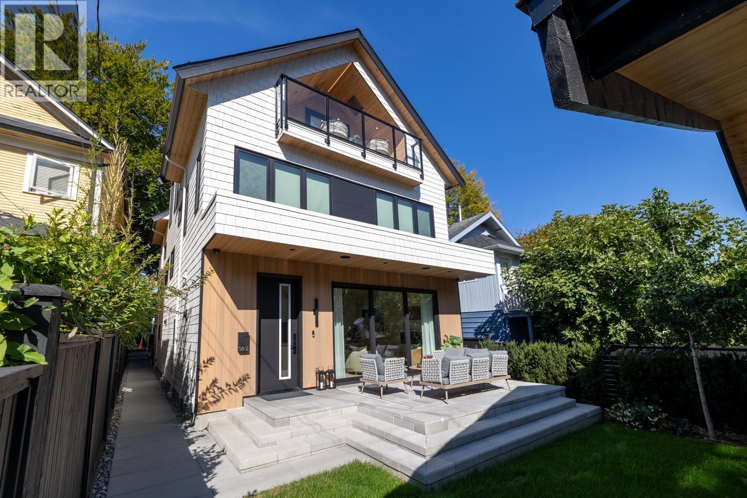 2 58 E 40TH Avenue, Vancouver
