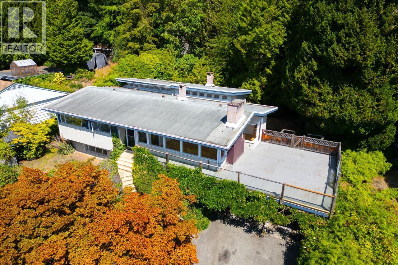 1241 Nepal Crescent, West Vancouver