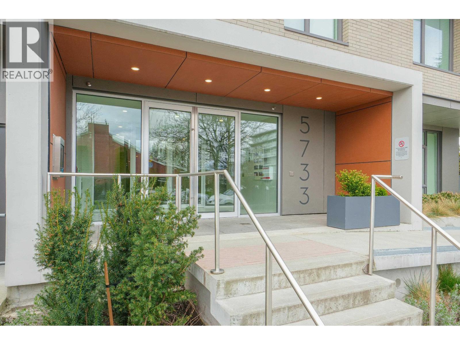 411 5733 Alberta Street, Vancouver