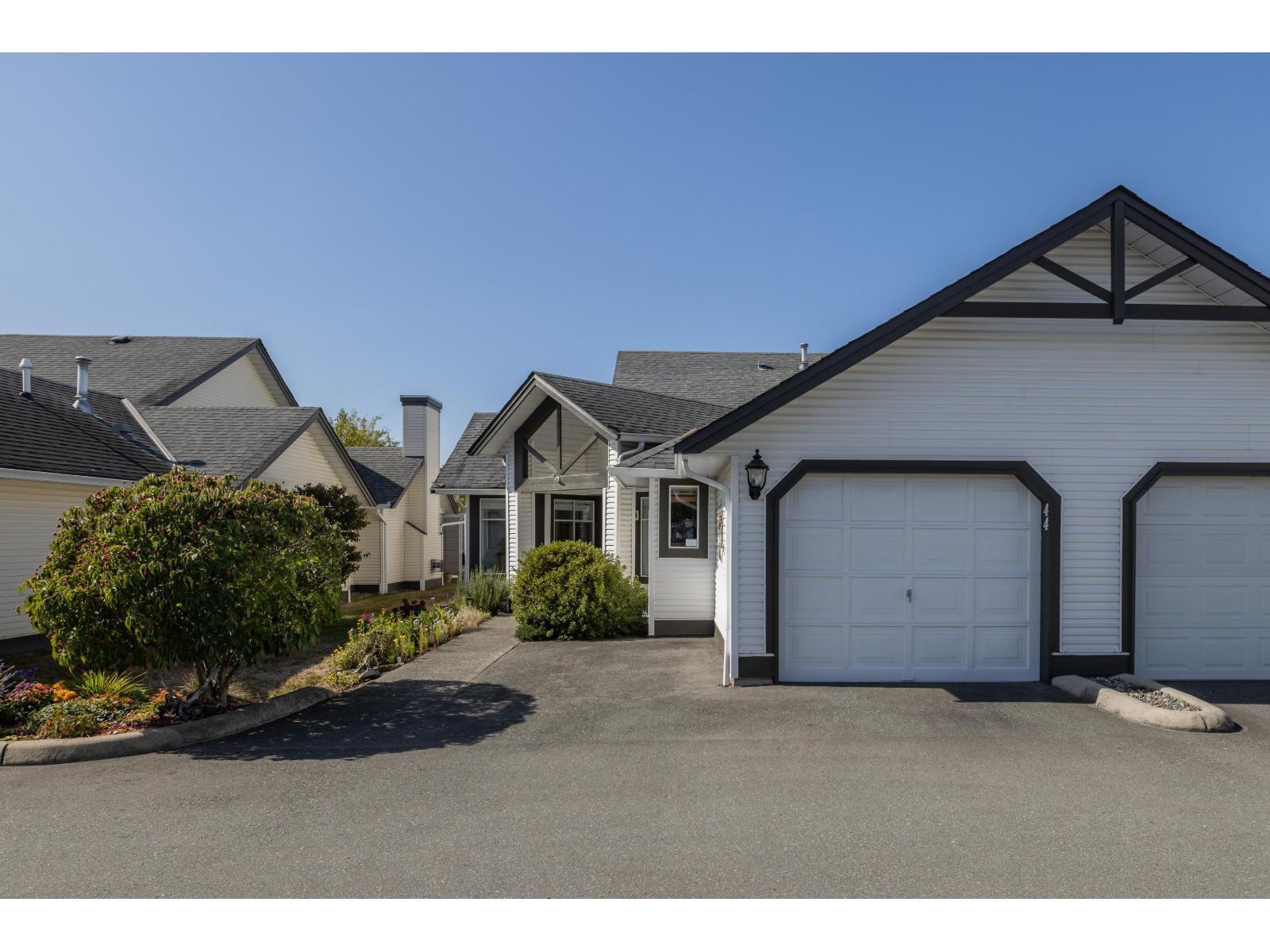 44 19649 53 Avenue, Langley