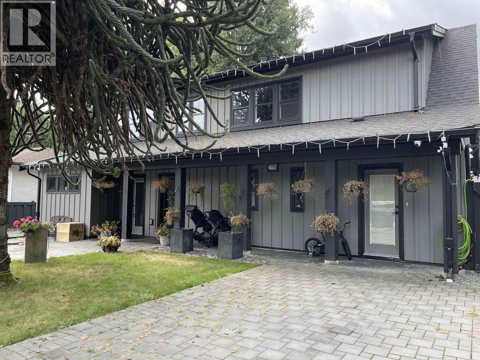 11699 Carr Street, Maple Ridge