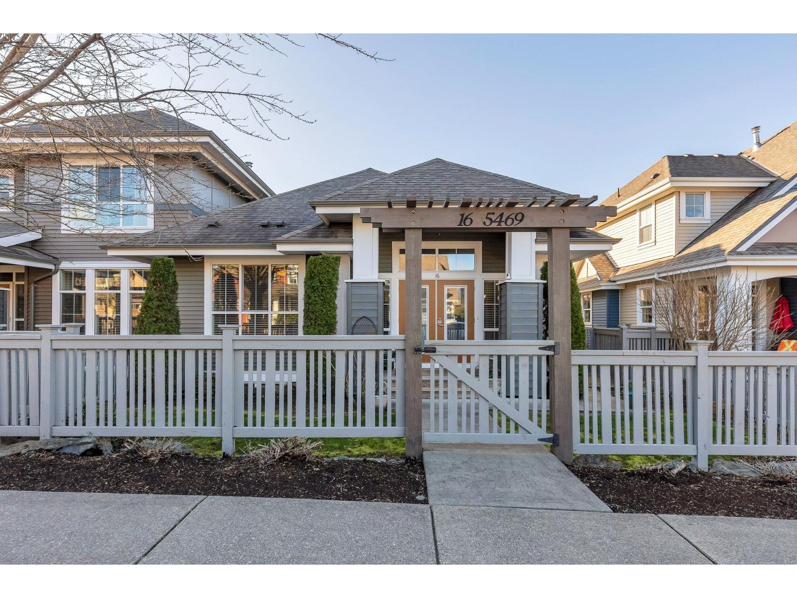16 5469 Chinook Street, Chilliwack