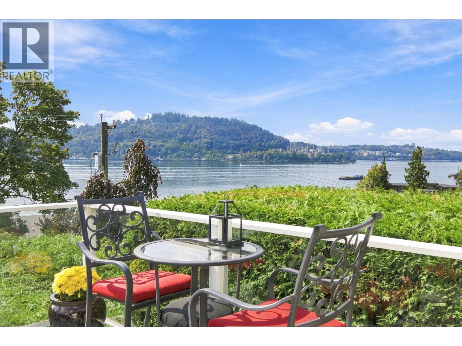 3950 Sparrow Lane, North Vancouver