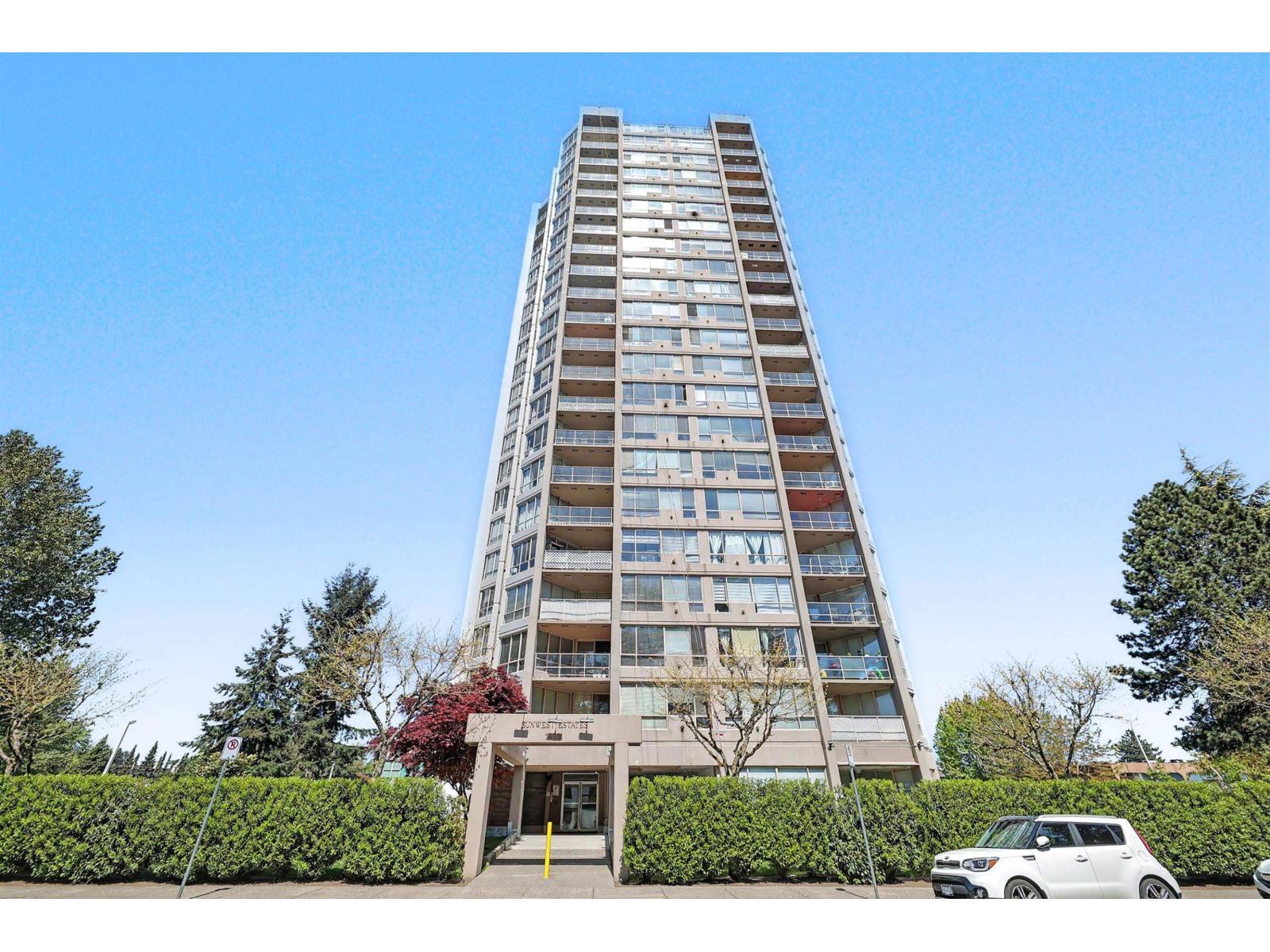 1701 14881 103A Avenue, Surrey