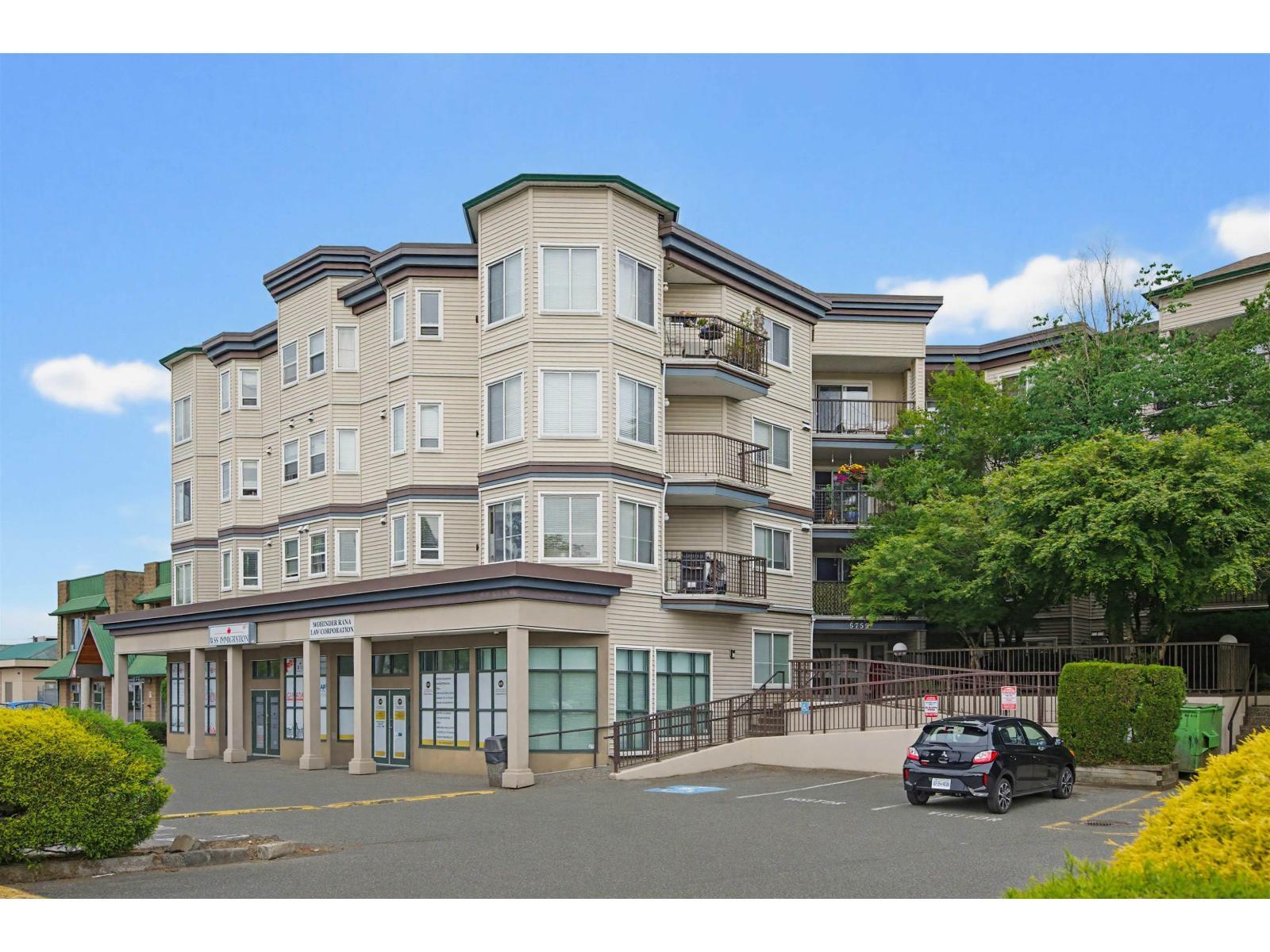 302 5759 Glover Road, Langley