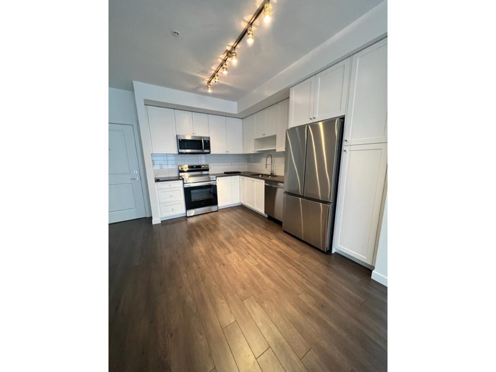 202 15815 85 Avenue, Surrey