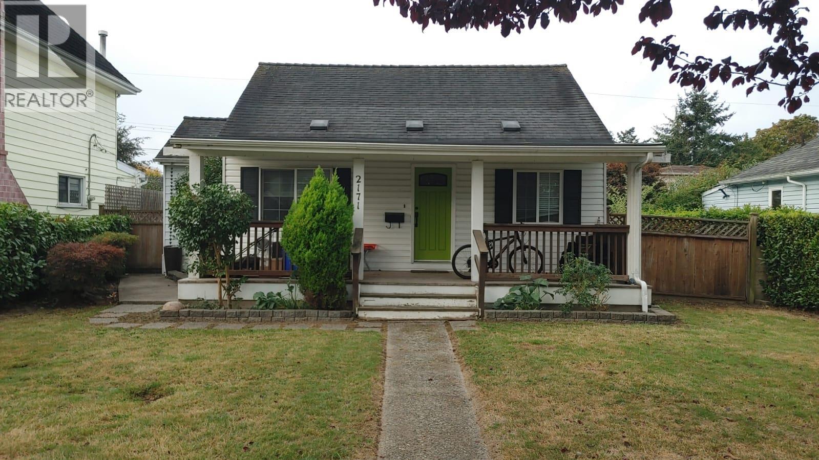 2171 Stirling Avenue, Richmond