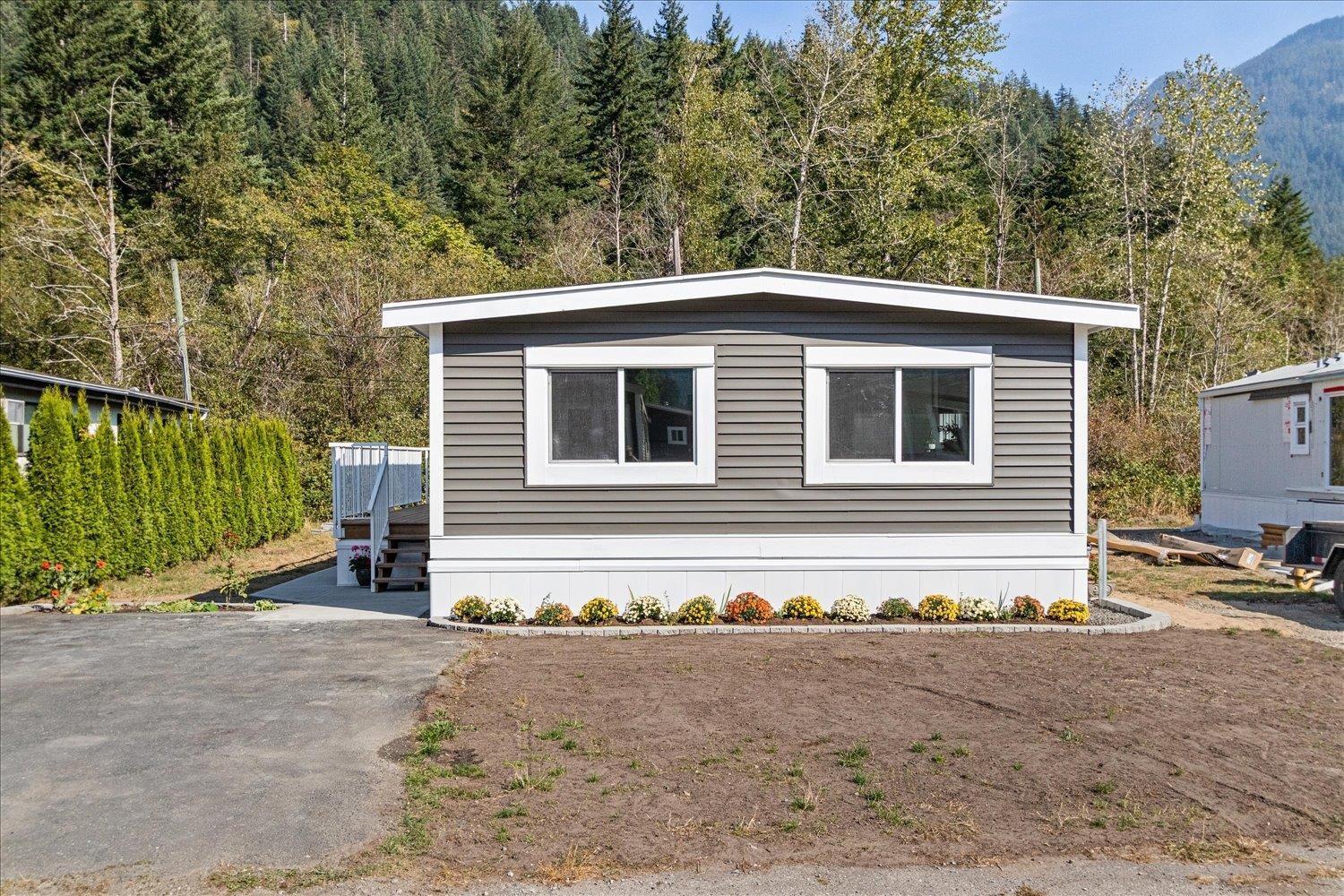 50 65367 Kawkawa Lake Road, Hope