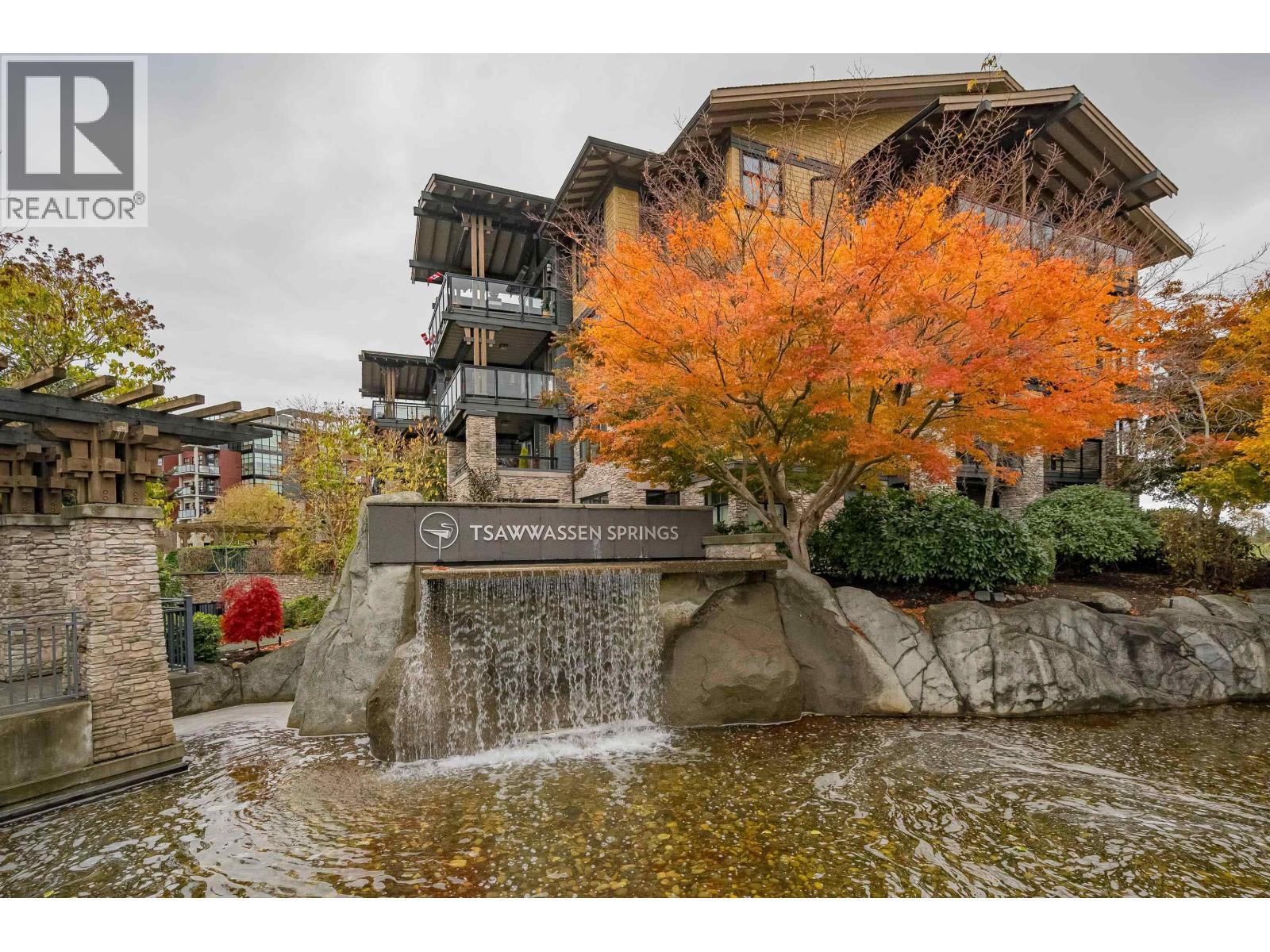 101 5099 Springs Boulevard, Tsawwassen