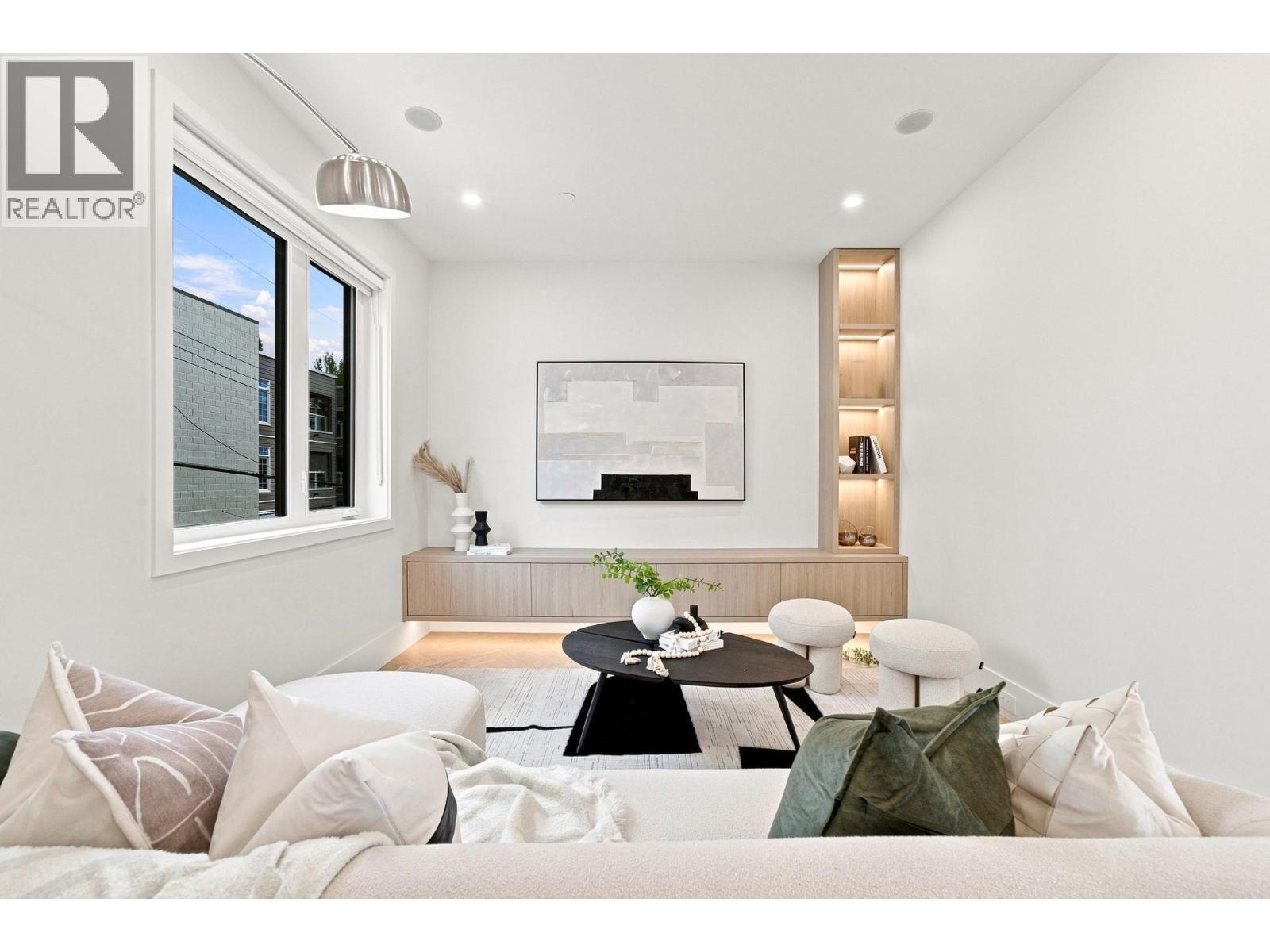 646 E 23RD Avenue, Vancouver