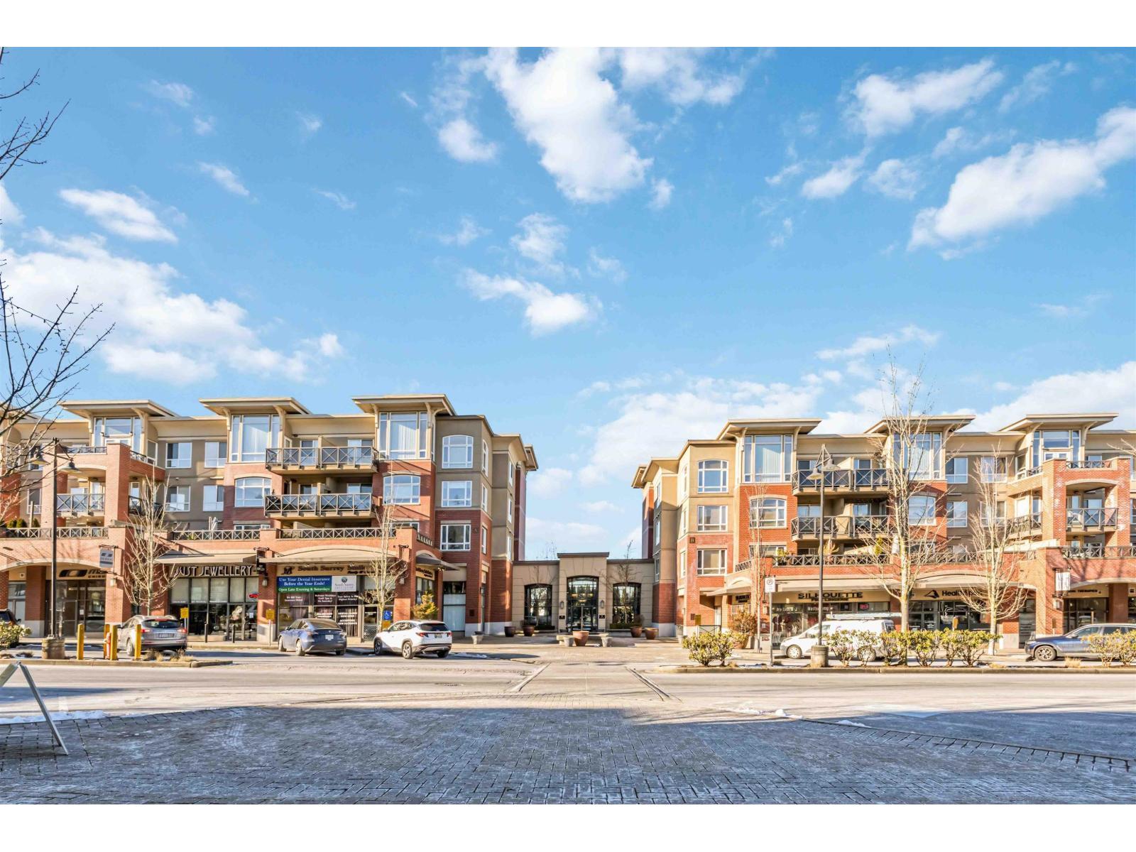 421 2970 King George Boulevard, Surrey