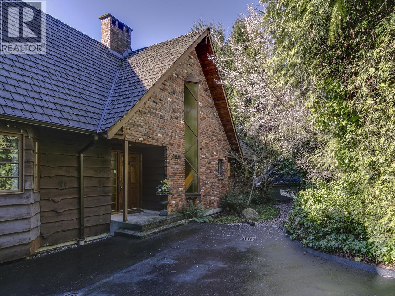 3904 Westridge Avenue, West Vancouver