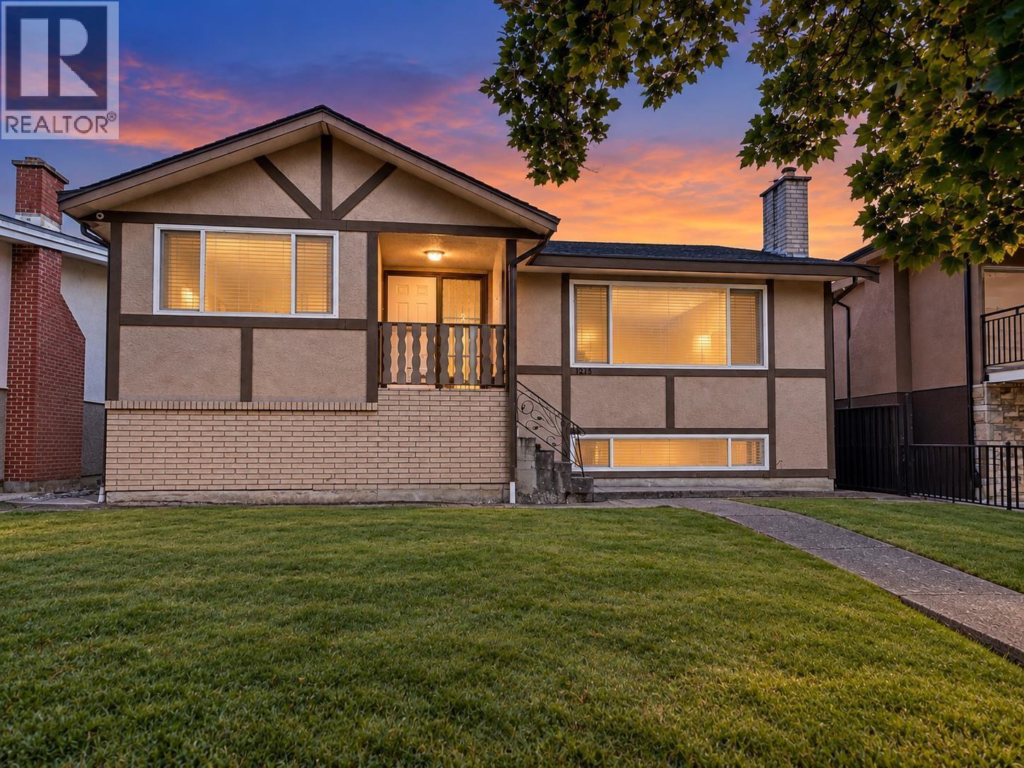 1215 E 48TH Avenue, Vancouver