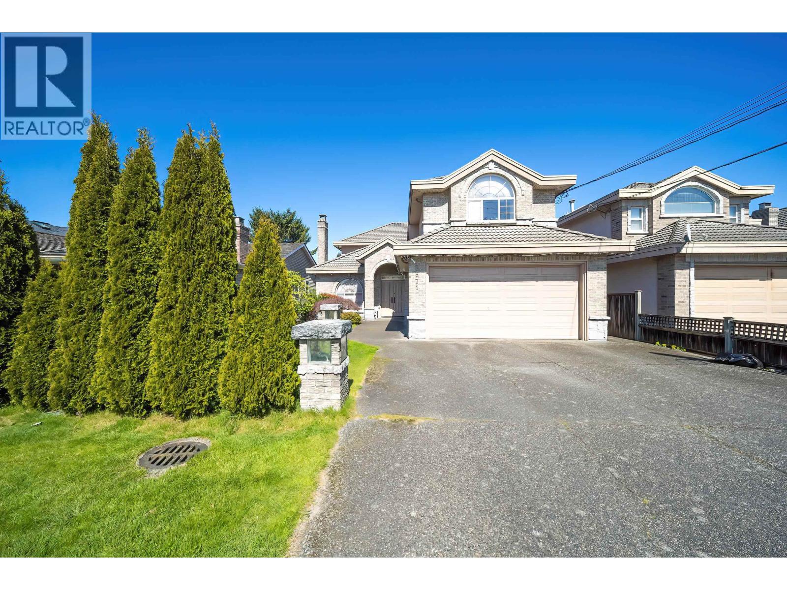 8671 Saunders Road, Richmond
